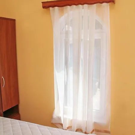 Apartment Rogoznica 3097b *